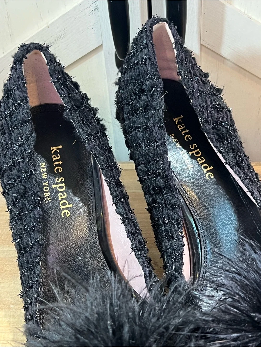 Kate Spade New York Marabou Black Tweed Feather Pom Pom Pumps Heels Size 9
